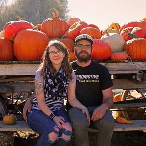 Meet your Posher, Caitlin